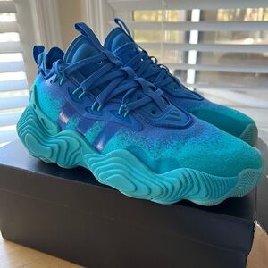 Trae Young 3 J Adidas Blue Basketball Shoe Sz. 6.5